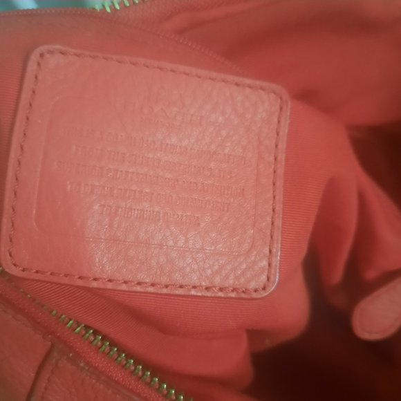 Coach Isabelle Pebbled Leather Hobo Tote Purse - Picture 8 of 10